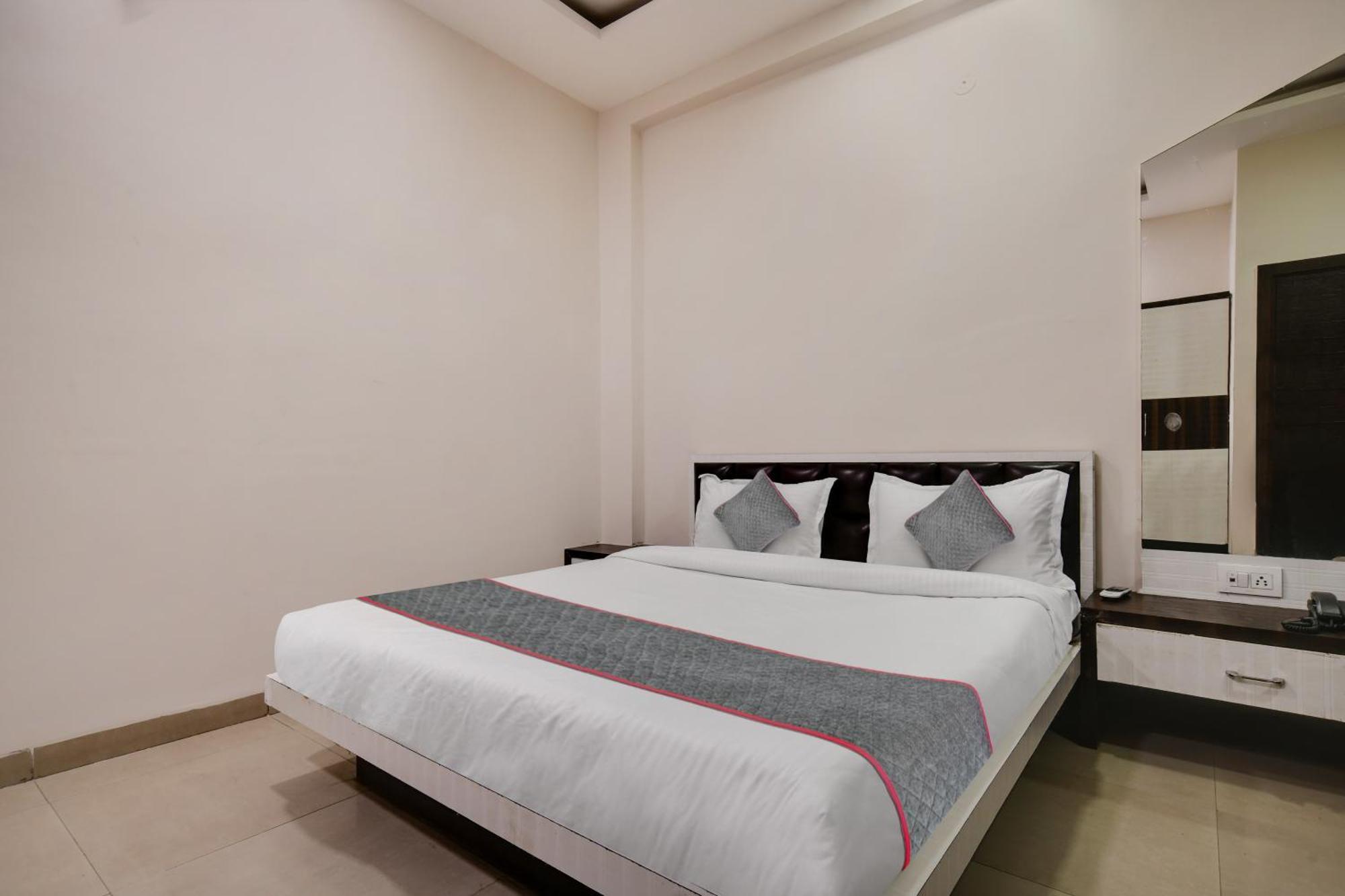 Townhouse Prime Stay Indore Exterior foto