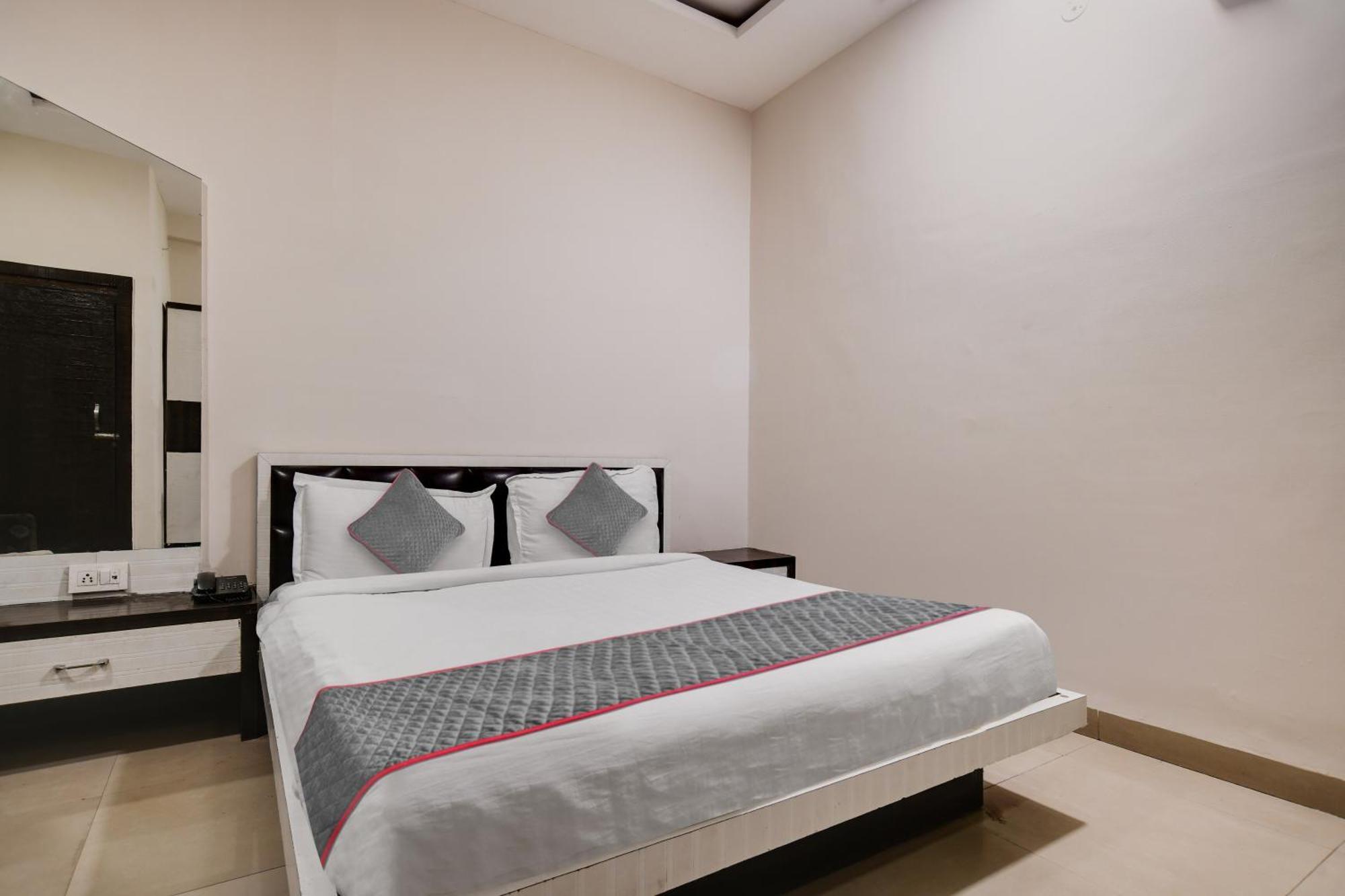 Townhouse Prime Stay Indore Exterior foto